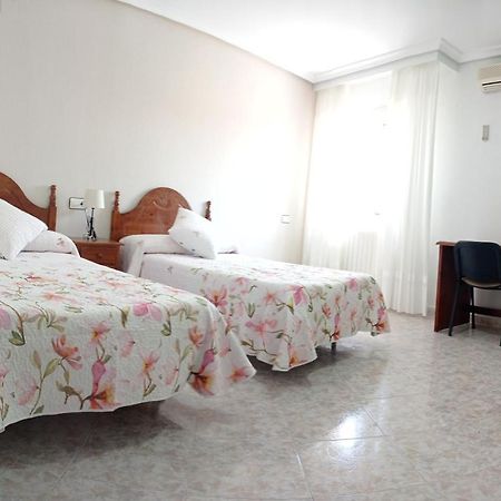 Hostal Restaurante El Abad Абадья Экстерьер фото