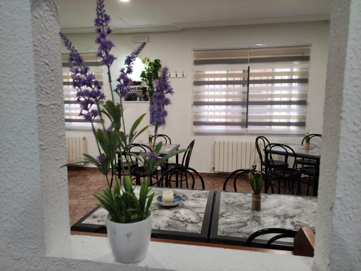Hostal Restaurante El Abad Абадья Экстерьер фото